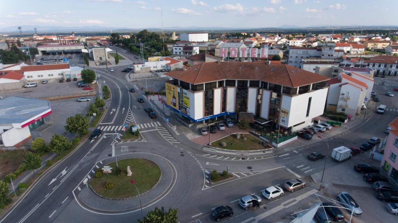 Hotel Lusitano Vilar Formoso Exterior foto